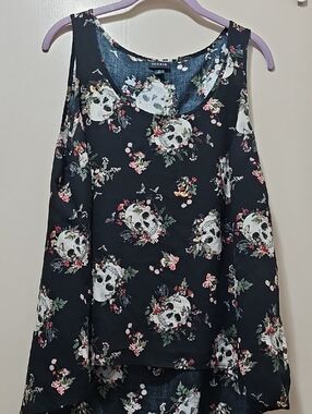 torrid Black Floral Skull Tank
